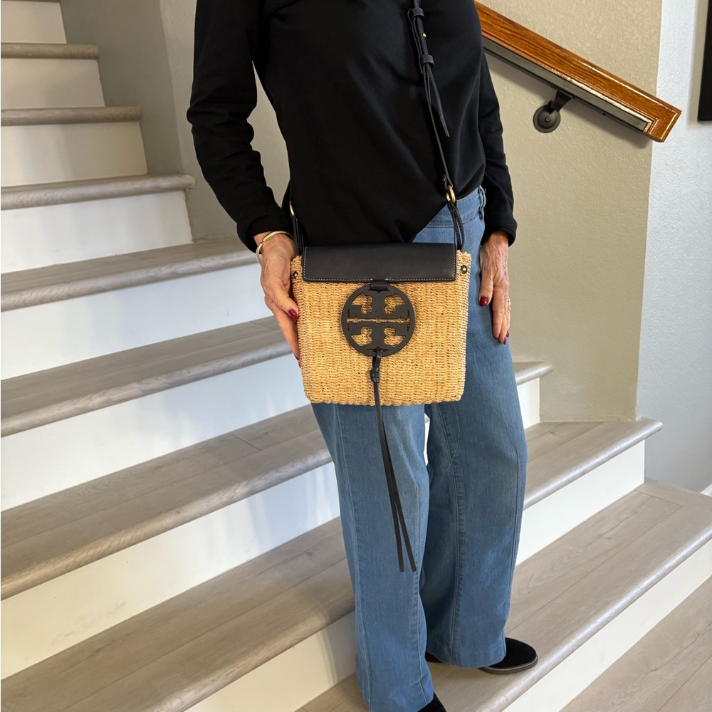 VERY rare Tory Burch straw crossbody